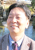 김용호 거제수필문학회 회장