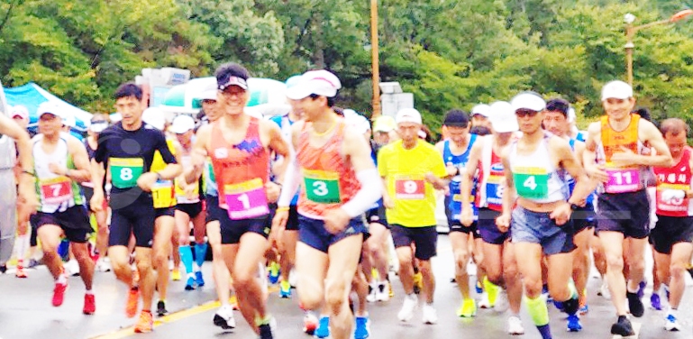 거제시체육회의 마라톤대회 모습.