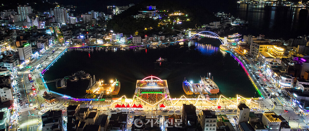 통영 강구안 나이트 프린지. @경남도 제공